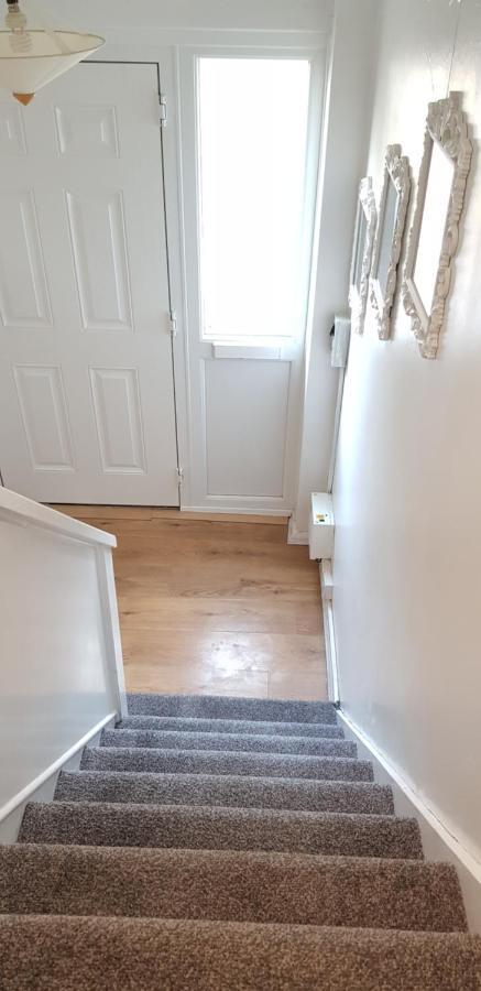 61 Baker Street Apartment Luton  Luaran gambar