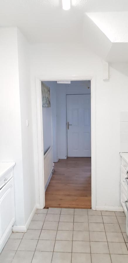 61 Baker Street Apartment Luton  Luaran gambar
